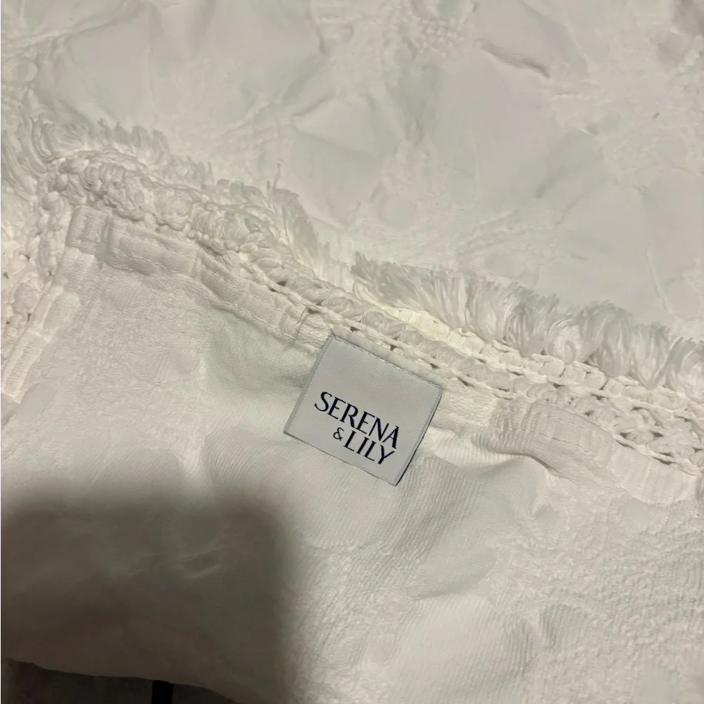 Serena & Lily Twin Comforter White Embroidered